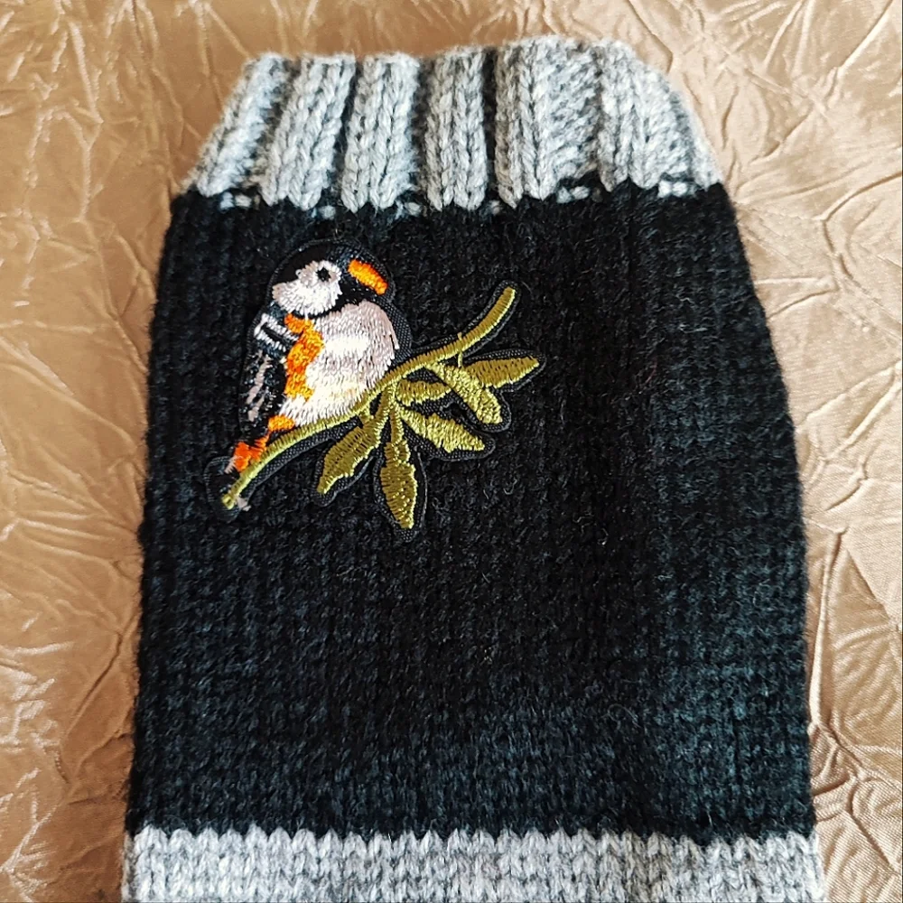 Fingerless Gloves Thumb Holes Black &  Gray Grey Embroidered Birds Mittens NEW